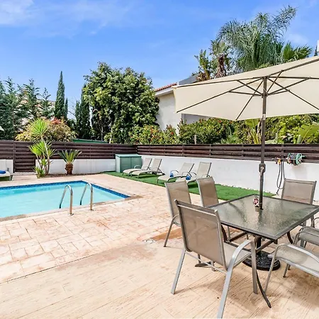 Villa Sunnyside Mandali By Ezoria