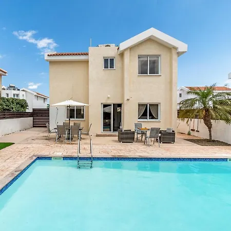 Willa Sunnyside Mandali By Ezoria Protaras