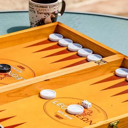 Sunnyside Mandali By Ezoria Willa *