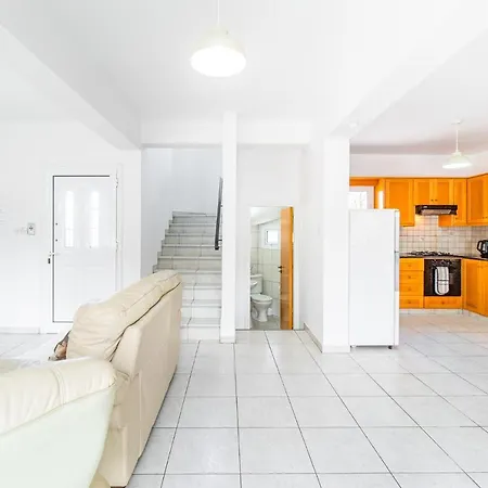 Sunnyside Mandali By Ezoria *